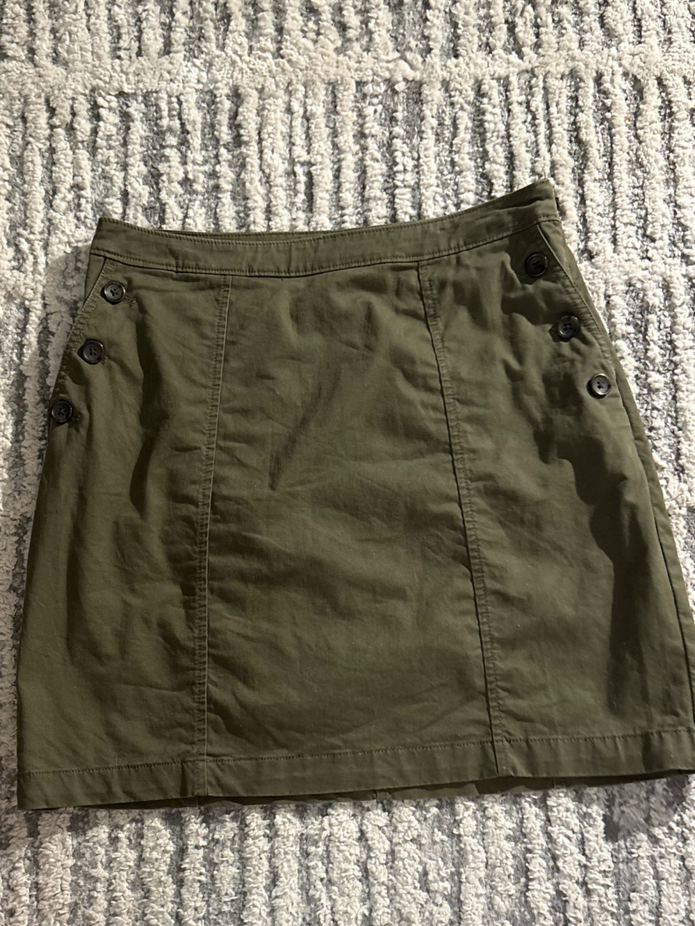 Banana republic olive khaki green button mini skirt pencil size 4